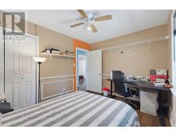 478 COOMBS AVENUE - 22