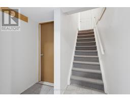 478 COOMBS AVENUE - 24