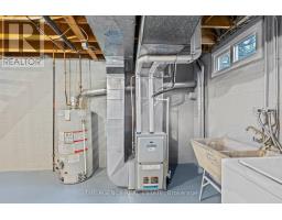 86 HAWKESBURY AVENUE - 20