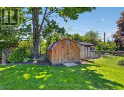 7 THOMPSON AVENUE - 41