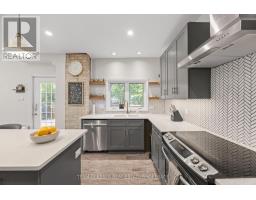 152 WONHAM STREET S - 17