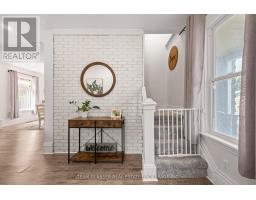 152 WONHAM STREET S - 19