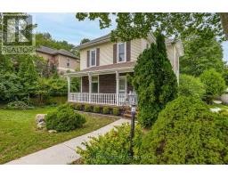 152 WONHAM STREET S - 3