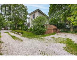 152 WONHAM STREET S - 37