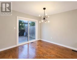 52 - 1054 OAKCROSSING GATE - 10