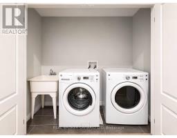 52 - 1054 OAKCROSSING GATE - 22
