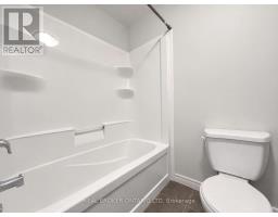 52 - 1054 OAKCROSSING GATE - 23