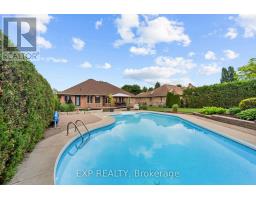 57 VALLEYVIEW CRESCENT - 38