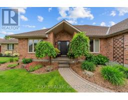 57 VALLEYVIEW CRESCENT - 47