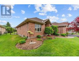 57 VALLEYVIEW CRESCENT - 48
