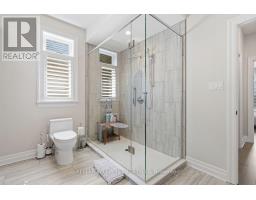 3 - 2290 TORREY PINES WAY - 32