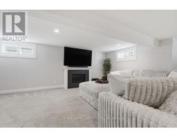 3 - 2290 TORREY PINES WAY - 38