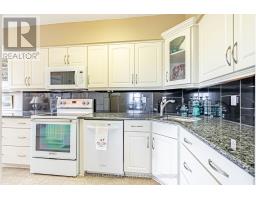 1006 - 744 WONDERLAND ROAD S - 16