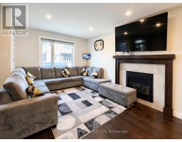 1934 JIM HEBB WAY - 11