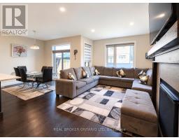 1934 JIM HEBB WAY - 12