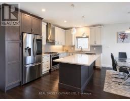 1934 JIM HEBB WAY - 8
