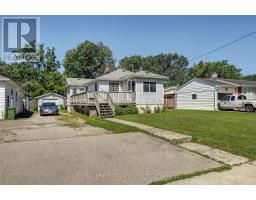 178 BALACLAVA STREET - 3