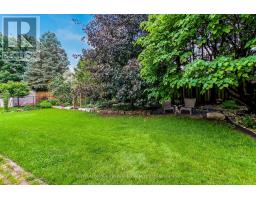 462 AMBLESIDE DRIVE - 36