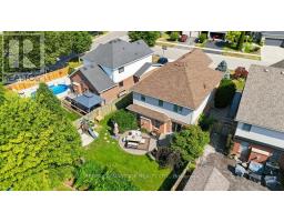 831 CRESTVIEW CRESCENT - 2