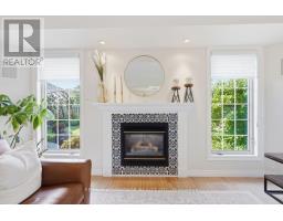 831 CRESTVIEW CRESCENT - 5