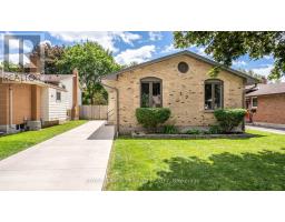 27 PATIENCE CRESCENT - 2