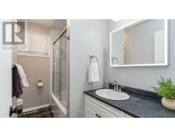 27 PATIENCE CRESCENT - 25