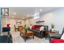 27 PATIENCE CRESCENT - 27