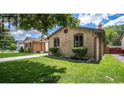 27 PATIENCE CRESCENT - 3
