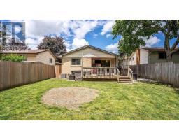27 PATIENCE CRESCENT - 37