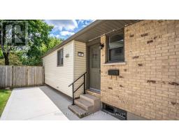 27 PATIENCE CRESCENT - 4