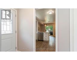 27 PATIENCE CRESCENT - 8