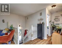 37 FIFTH AVENUE - 22