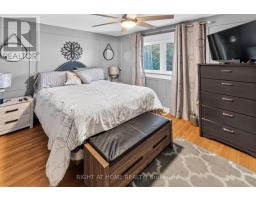 366 BURLINGTON CRESCENT - 16