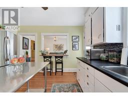 120 SYDENHAM STREET - 27