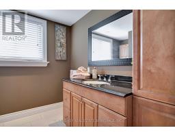 120 SYDENHAM STREET - 38