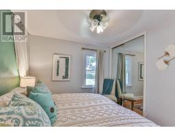 190 TAYLOR STREET - 19