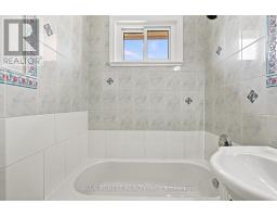 1329 BRYDGES STREET - 23