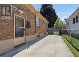 1329 BRYDGES STREET - 40