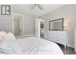 28 - 2215 CALLINGHAM DRIVE - 15