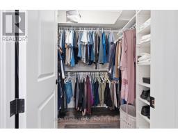 28 - 2215 CALLINGHAM DRIVE - 18