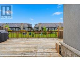 28 - 2215 CALLINGHAM DRIVE - 32