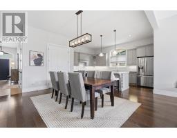 28 - 2215 CALLINGHAM DRIVE - 7