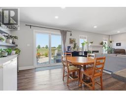 122 GILMOUR DRIVE - 20