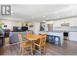 122 GILMOUR DRIVE - 22