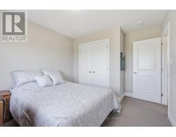 122 GILMOUR DRIVE - 31