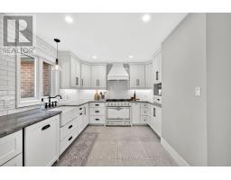 2 GARNET COURT - 11