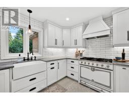 2 GARNET COURT - 13