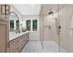2 GARNET COURT - 9