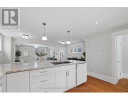 98 BRISCOE STREET E - 21