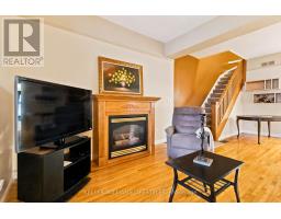 372 SIMCOE STREET - 17